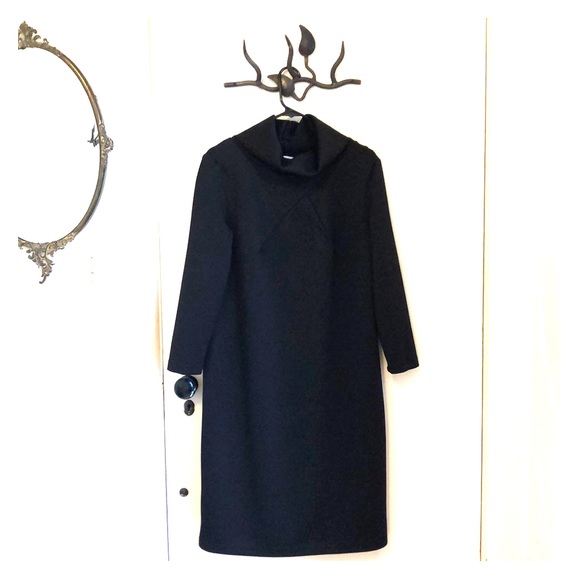 Long sleeve quilted black dress, size L - Picture 1 of 7